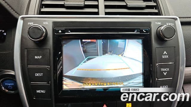 Toyota New 캠리 гибрид LE, 2017 15