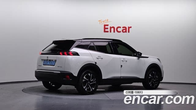 Peugeot e-2008 2세대 EV GT Line, 2021 2