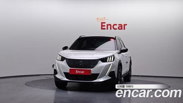 Peugeot e-2008 2세대 EV GT Line, 2021 3