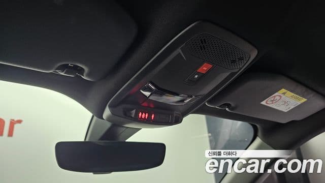 Peugeot e-2008 2세대 EV GT Line, 2021 19