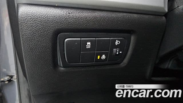 KG모빌리티(SsangYong) New Korando C топовая версия, 2017 19