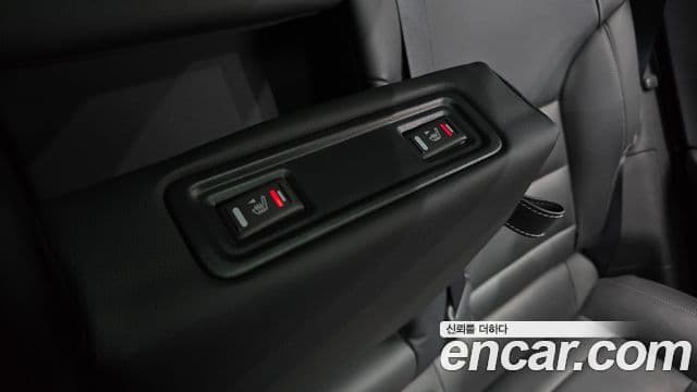 Renault Korea(Samsung) The / новый New QM6 2.0 LPe RE Signature 2WD, 2022 18