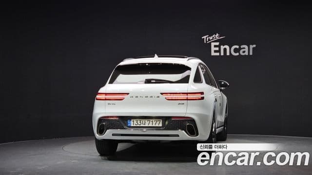 Genesis GV70, 2021 4