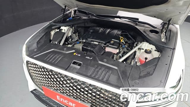 Genesis GV70, 2021 6