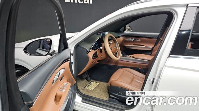 Genesis GV70, 2021 10