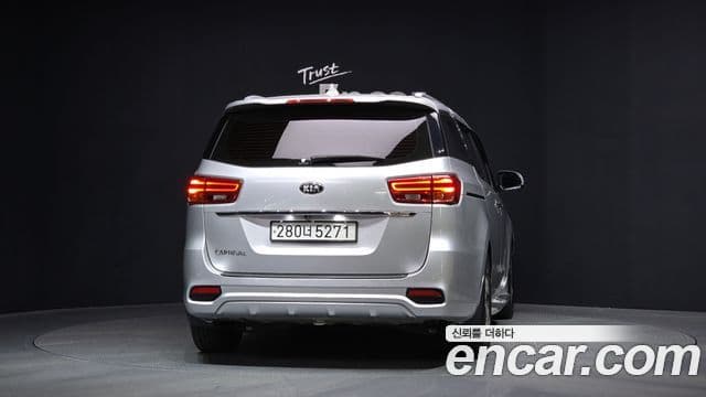 Kia The / новый New Carnival Special, 2020 4