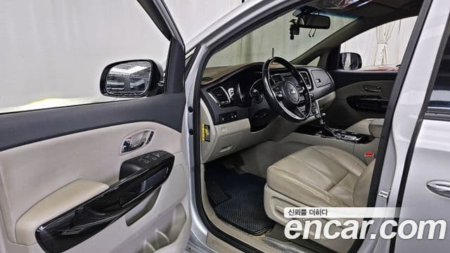 Kia The / новый New Carnival Special, 2020 10