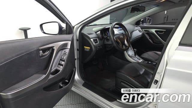 Hyundai Avante MD M16 GDI Smart, 2014 10