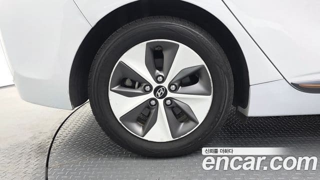 Hyundai Ioniq Электрический (Electric), 2017 все фото