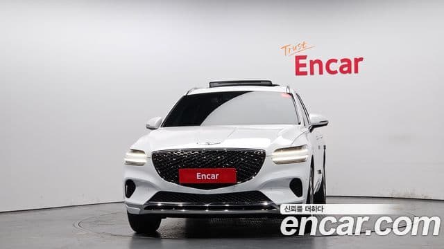 Genesis GV70, 2021 3