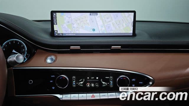 Genesis GV70, 2021 14