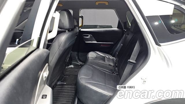 Kia Niro Plus Light (таксомоторный тип), 2023 12