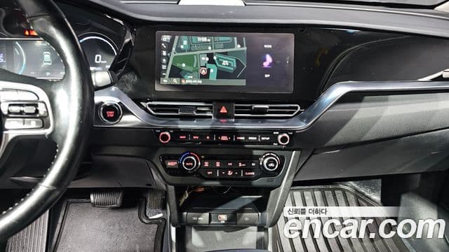Kia Niro Plus Light (таксомоторный тип), 2023 15