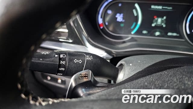 Kia Niro Plus Light (таксомоторный тип), 2023 18