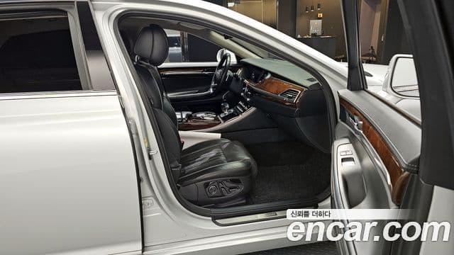 Genesis EQ900 Prestige, 2017 11