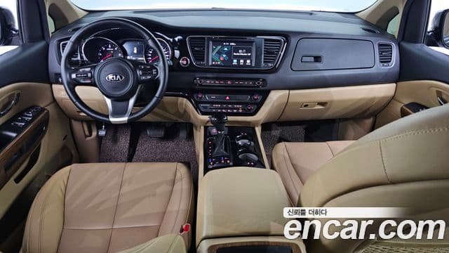 Kia All New Carnival Noblesse, 2016 7