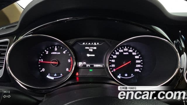 Kia All New Carnival Noblesse, 2016 8