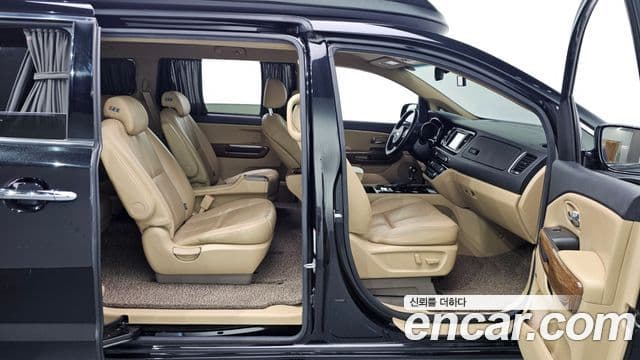 Kia All New Carnival Noblesse, 2016 11
