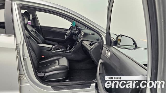 Hyundai LF Sonata Modern, 2015 10