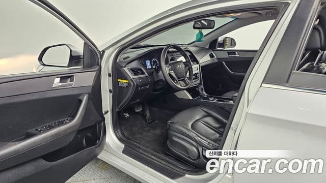 Hyundai LF Sonata Modern, 2015 11