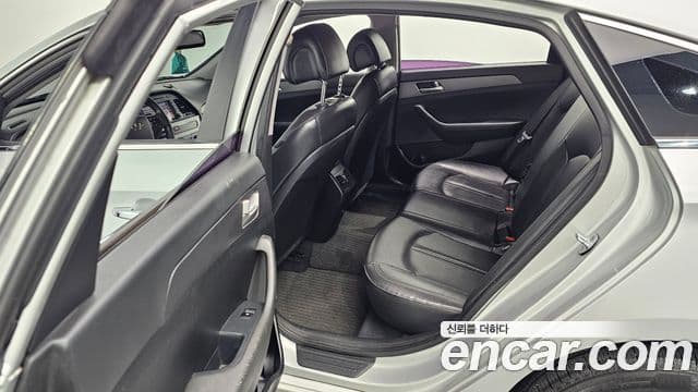 Hyundai LF Sonata Modern, 2015 12