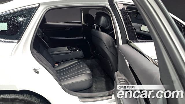 Genesis G80 (RG3) бензин 3.5 турбо AWD, 2022 11