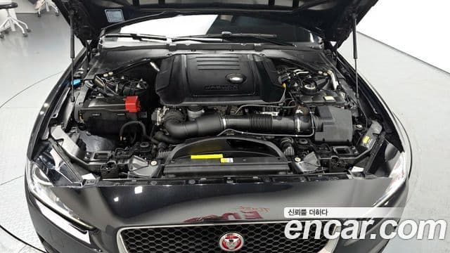 Jaguar XE Prestige, 2018 6