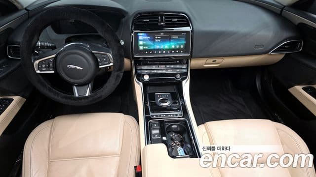 Jaguar XE Prestige, 2018 7