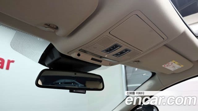 Jaguar XE Prestige, 2018 18