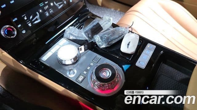 Genesis G80 (RG3) бензин 2.5 турбо AWD, 2025 9