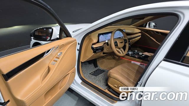 Genesis G80 (RG3) бензин 2.5 турбо AWD, 2025 10