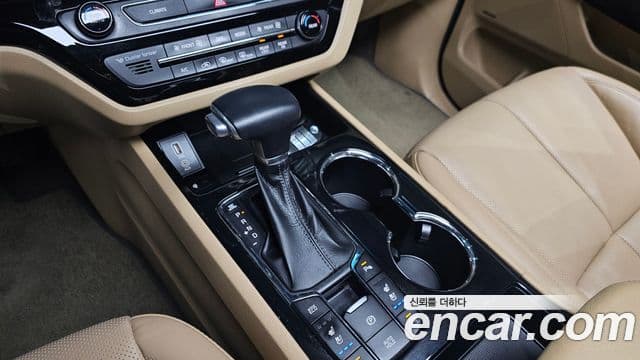 Kia The / новый New Carnival Special, 2019 9