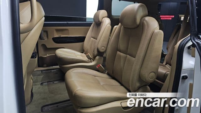 Kia The / новый New Carnival Special, 2019 12