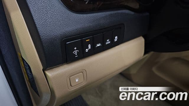 Kia The / новый New Carnival Special, 2019 16