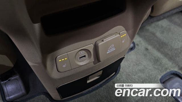 Kia The / новый New Carnival Special, 2019 18