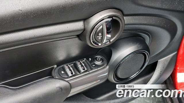 Mini Cooper 3세대, 2018 18