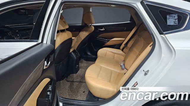 Kia K7 Premier Noblesse, 2020 11