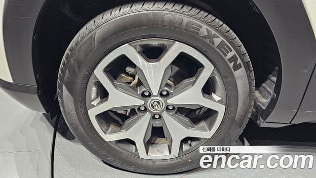 KG모빌리티(SsangYong) Torres T5, 2023 все фото