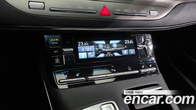 Hyundai The / новый New Grandeur IG гибрид Premium, 2023 17