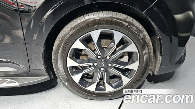 Kia Carnival 4세대 Signature, 2022 все фото