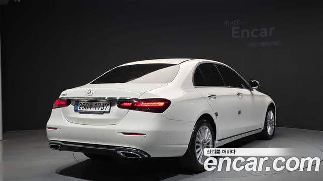 Mercedes-Benz E-класс W213 Exclusive, 2022 2