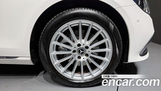 Mercedes-Benz E-класс W213 Exclusive, 2022 все фото