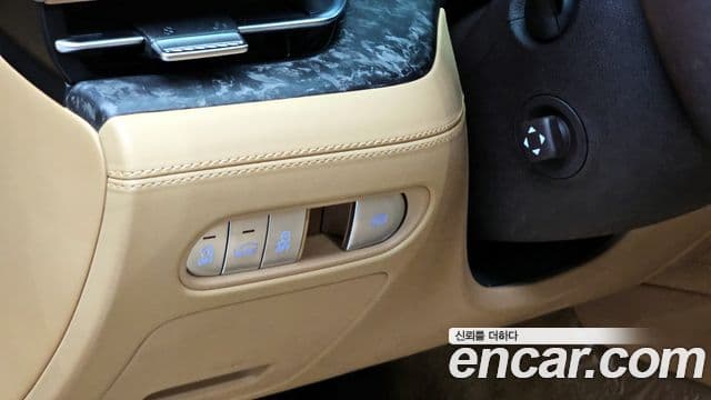 Genesis G90 (RS4) бензин 3.5 турбо AWD, 2022 15