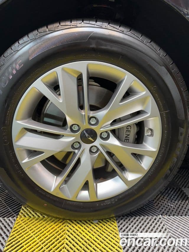 Genesis GV70, 2025 все фото