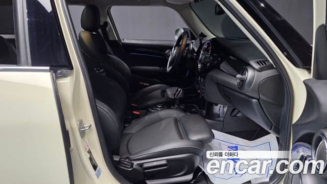 Mini Cooper S 3세대, 2022 11