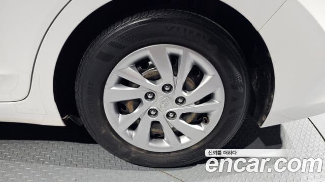 Hyundai Avante AD 1.6 LPI Style(арендный автомобиль), 2017 все фото