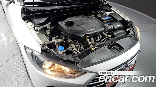 Hyundai Avante AD 1.6 LPI Style(арендный автомобиль), 2017 6