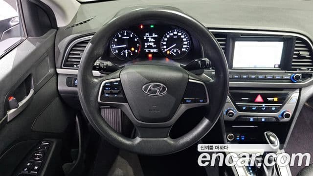 Hyundai Avante AD 1.6 LPI Style(арендный автомобиль), 2017 13