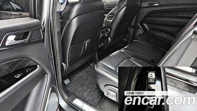 KG모빌리티(SsangYong) Rexton New Arena Noblesse, 2025 11