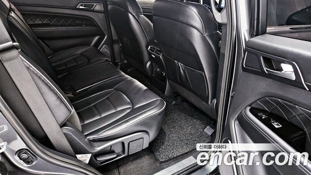 KG모빌리티(SsangYong) Rexton New Arena Noblesse, 2025 12